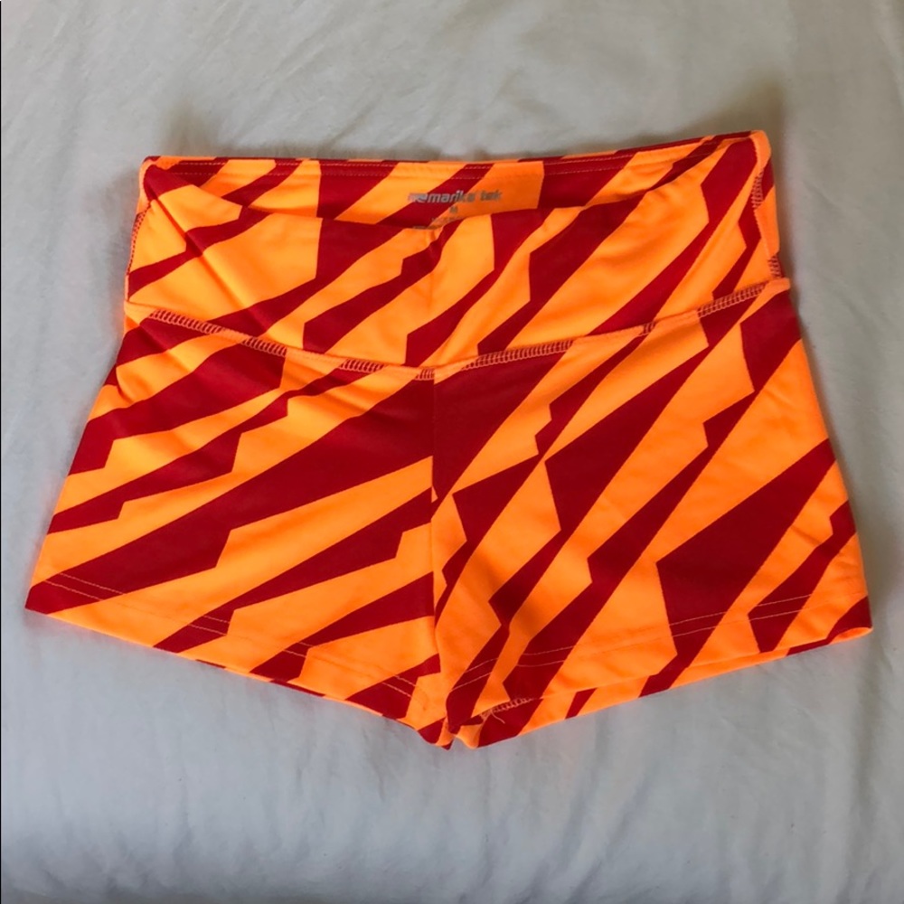 Marika tek shorts